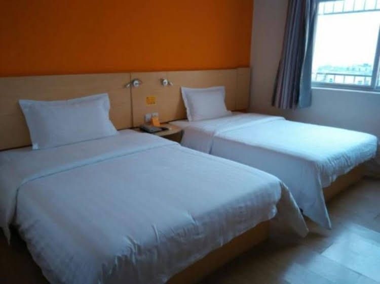 7 Days Inn Fuyang Railway Station3