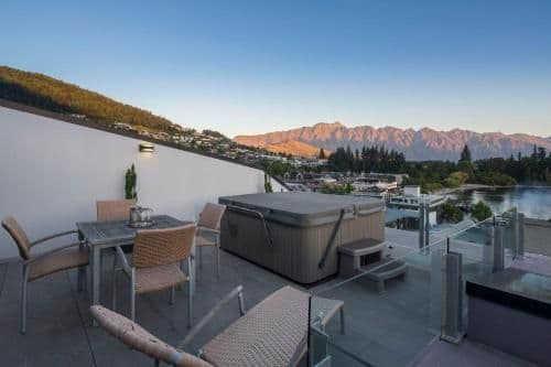 Three-Bedroom Penthouse Apartment 501