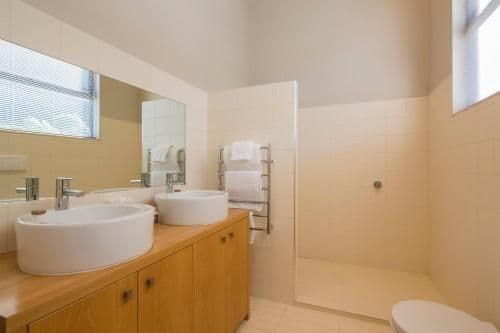 Three-Bedroom Penthouse Apartment 501