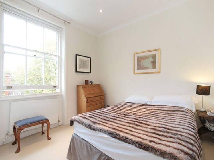 Veeve Wetherby Gardens Apartment3
