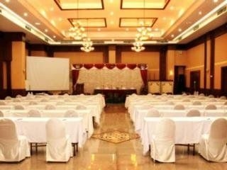 โรงแรมแพนดานารัน (Pandanaran)2