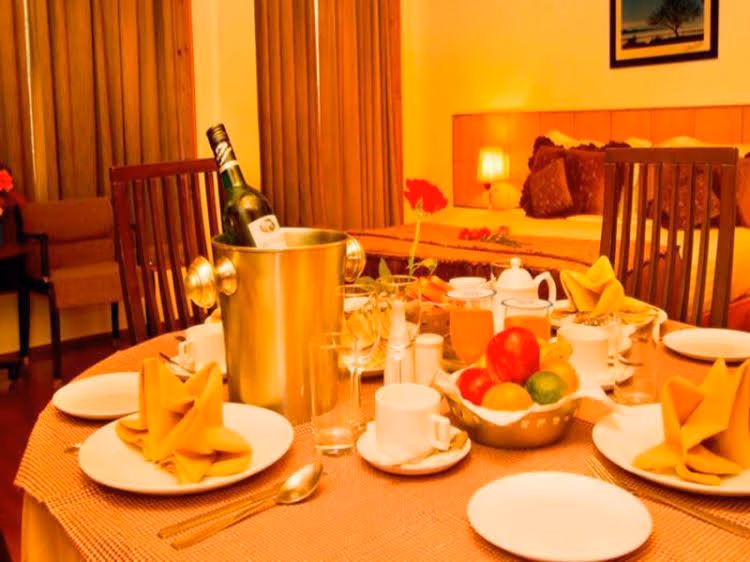 Hotel Broadways Inn2