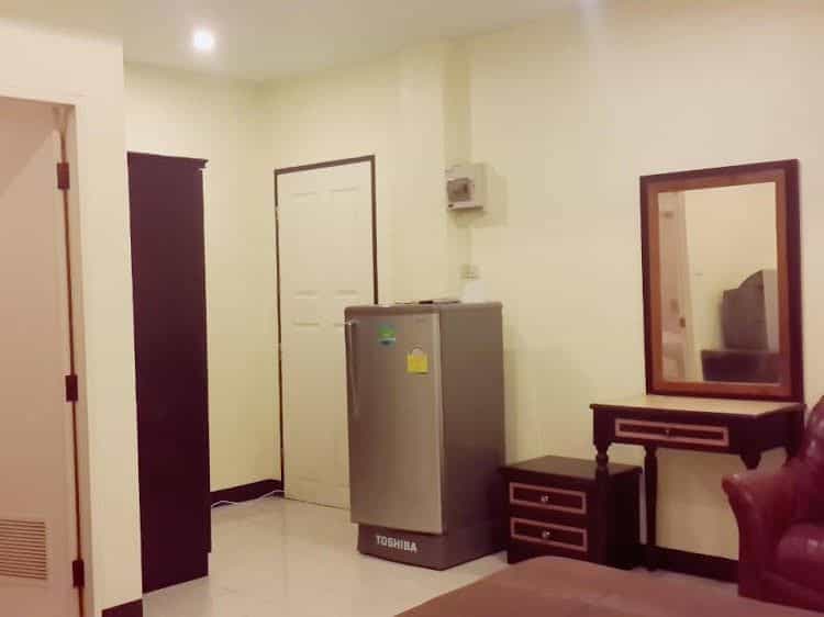Parinya's Apartment Parinya's Apartment