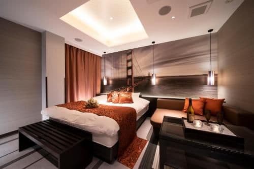 King Room - 21:00 Check-in