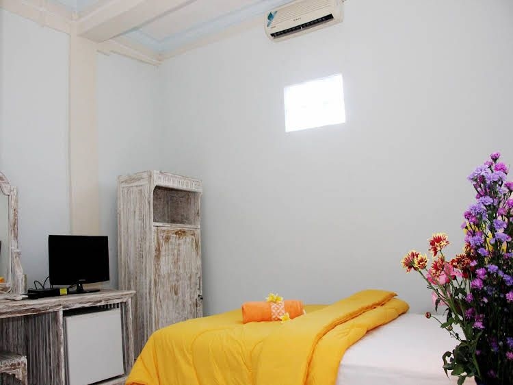 Coco Beach Hostel1