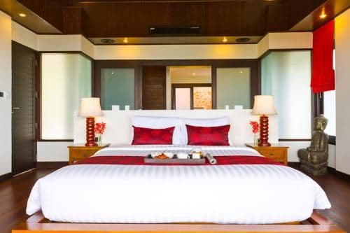Four-Bedroom Villa with Sea View