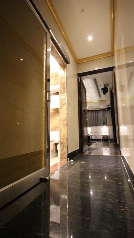 Gold Sand Hotel2