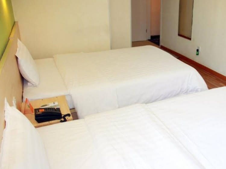 7 Days Inn Wuhan Qingnian Road Subway Station Hangkong Road Branch0
