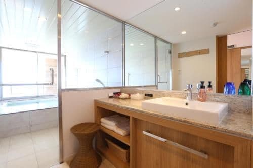 Junior Suite with Ocean View