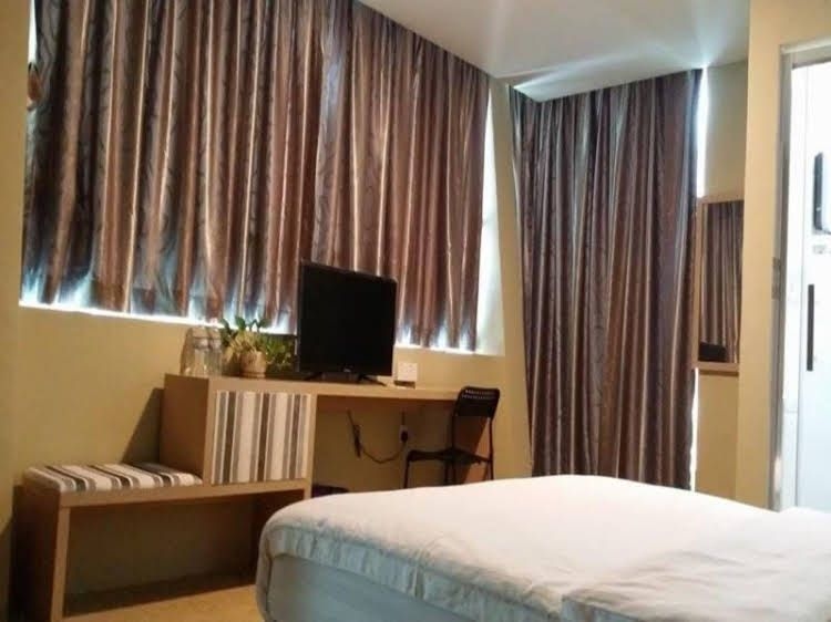 OM Hotel1