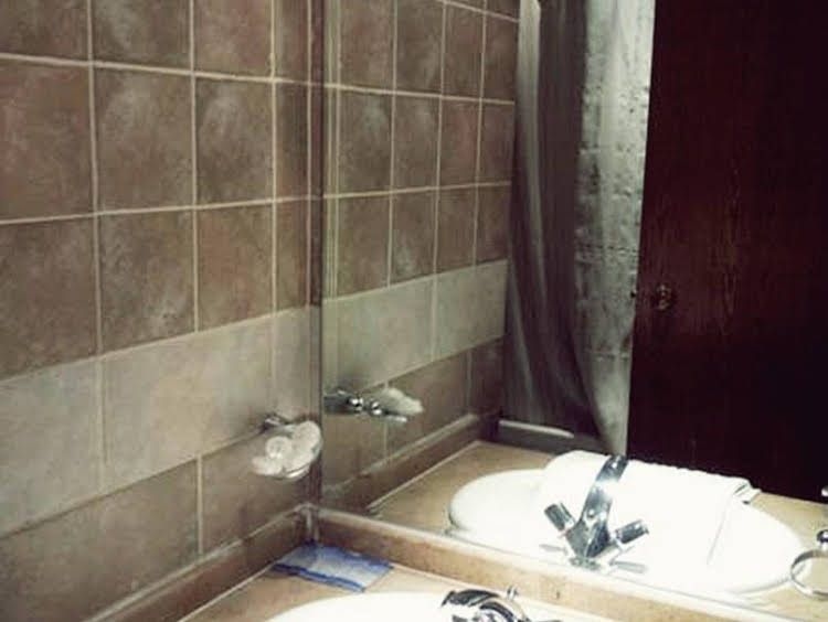 Dar Al Eiman Hotel0