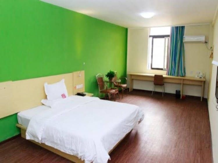 7 Days Inn Shaoguan East Railway Station Sitong Market Branch0