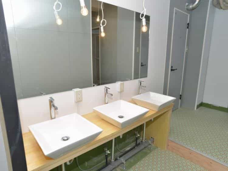 Hako Hostel and Bar