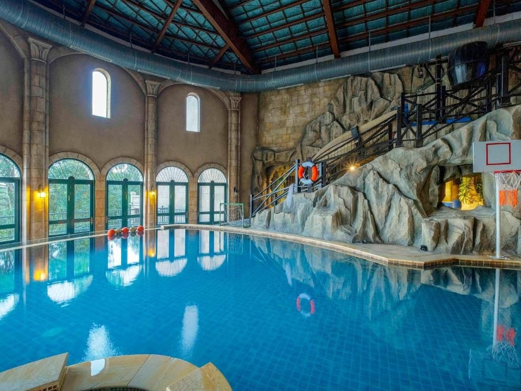 เมอร์เคียว ดานัง เฟร้นช์ วิลเลจ ฮิลล์ (Mercure Danang French Village Bana Hills)1