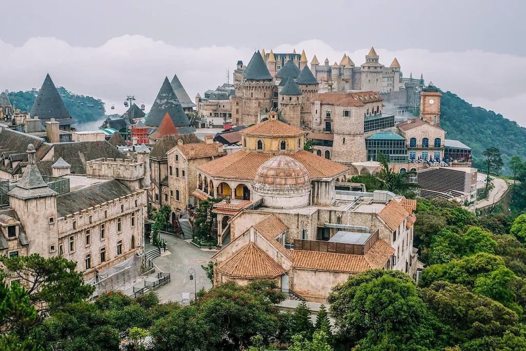 เมอร์เคียว ดานัง เฟร้นช์ วิลเลจ ฮิลล์ (Mercure Danang French Village Bana Hills)0