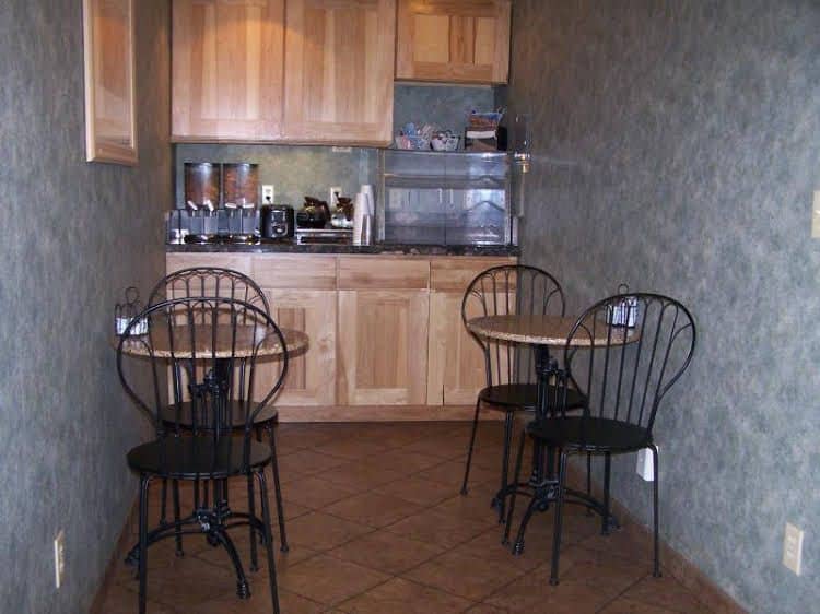 Main Motel - An Independent Magnuson Hotel Main Motel - An Independent Magnuson Hotel