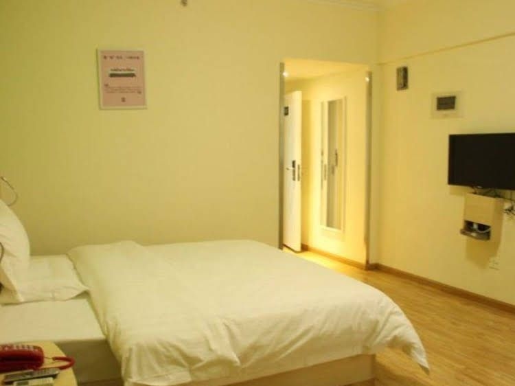 7 Days Premium Hotel Chengdu Tianfu Square Subway Station Branch3