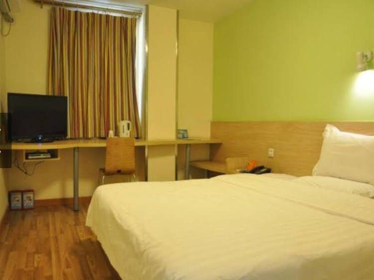 7 Days Inn Chengdu Caotang North Road Branch1