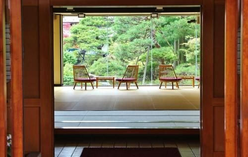 โรงแรม โฮะโฮะเอมิโนะ คุยูฟุ สึรุยะ เรียวกัง (Hohoemino Kuyufu Tsuruya Ryokan)0