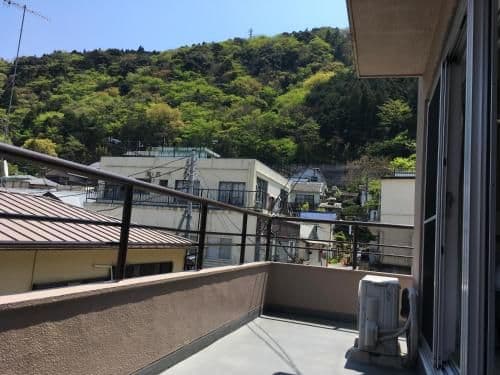 Apartment with Mountain View