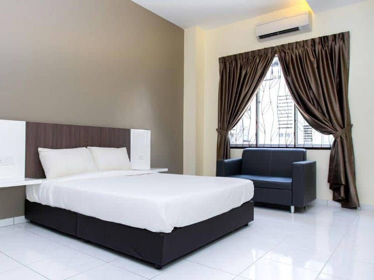 Ample Hotel Ample Hotel