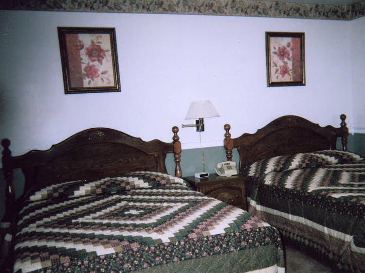 Judy Motel Bedford3