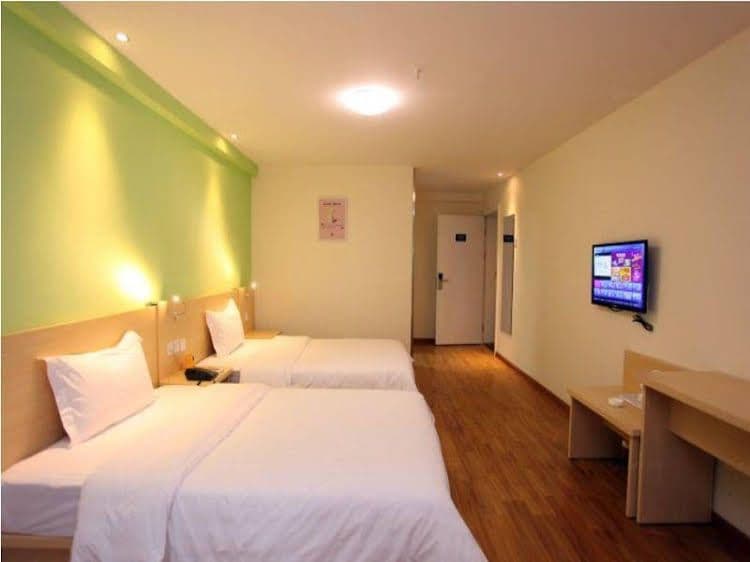7 Days Inn Chengdu Fusenmei Jiaju Chuanshan Road Branch 7 Days Inn Chengdu Fusenmei Jiaju Chuanshan Road Branch