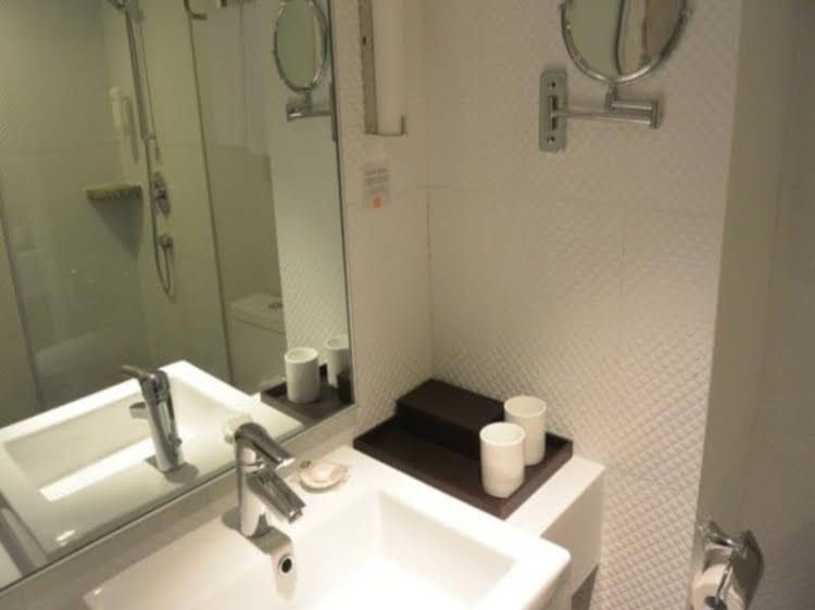 Hanting Hotel Qingdao North Railway Station Chongqing Middle Road1
