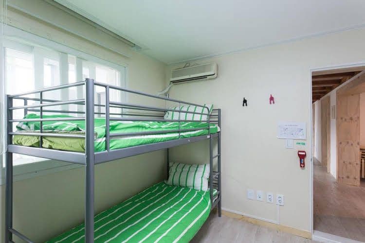 Lian Guesthouse Lian Guesthouse