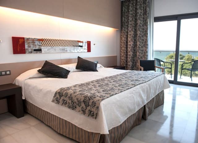 Double or Twin SIDE SEA VIEW