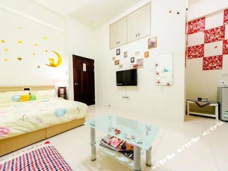 Shanti Bed and Breakfast2