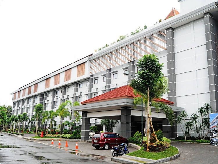 Lorin Dwangsa Solo Hotel2