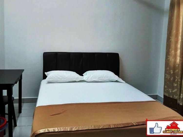 Phoenix Guest House0