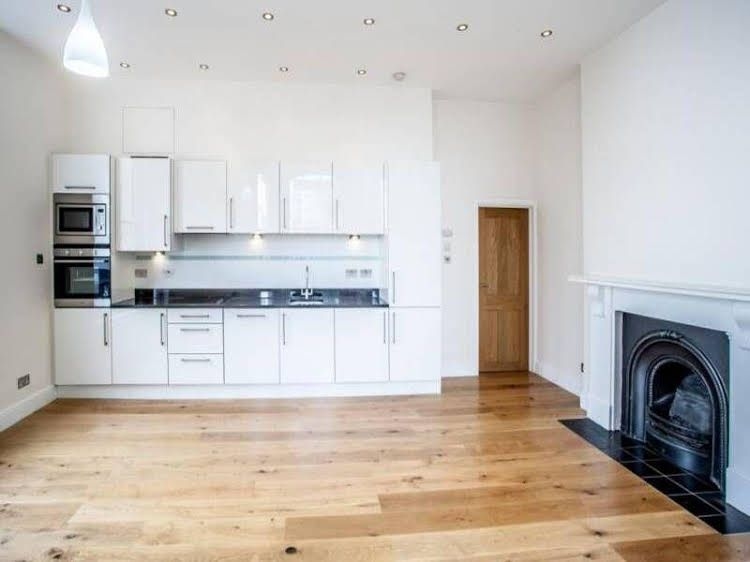 Apple Apartments Kensington Gardens1