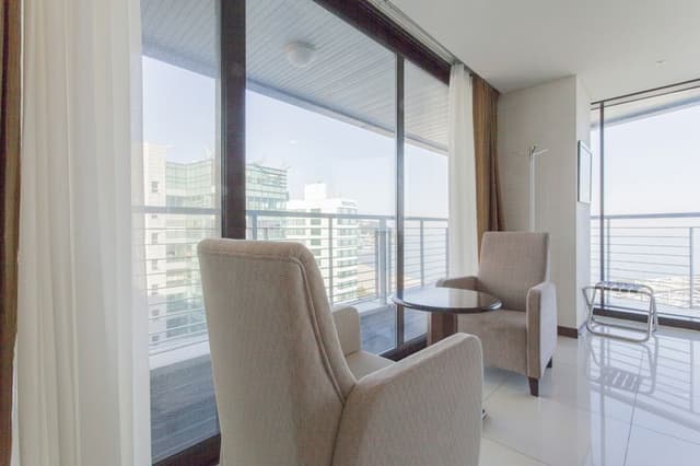 SUITE EXECUTIVE