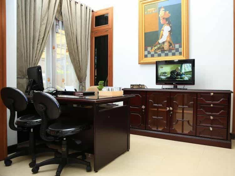 ปุรี กุสุมา เกสต์เฮาส์ ปุรี กุสุมา เกสต์เฮาส์