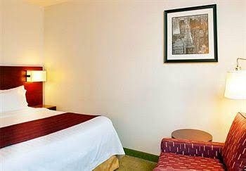 Courtyard by Marriott NYC Manhattan Upper East2