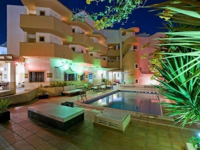 Squash Ibiza Apartments4