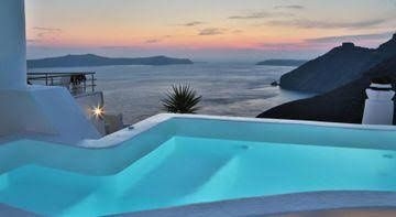 Trieris Villas and Suites0