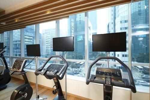 โรงแรมลอตเต้ ซิตี้ มย็องดง (LOTTE City Hotel Myeongdong)1