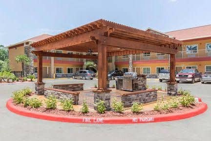 ECONO LODGE INN & SUITES HOUSTON ECONO LODGE INN & SUITES HOUSTON