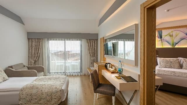 FAMILY ROOM TWO BEDROOMS ONE BATHROOM