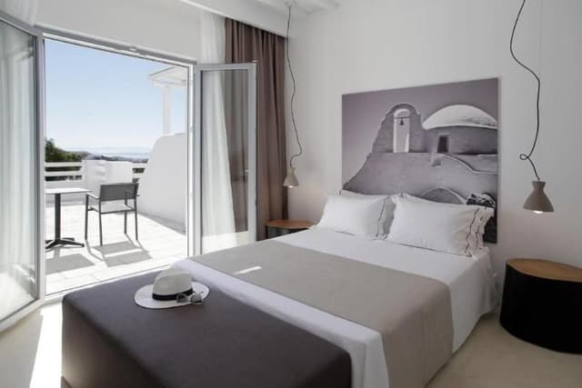 SUITE DELUXE WITH JACUZZI
