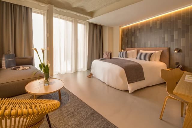 JUNIOR SUITE STANDARD