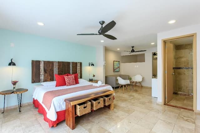 JUNIOR SUITE STANDARD