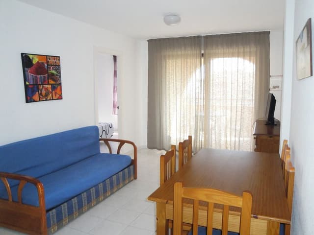 APARTMENT CAPACITY 6 TWO BEDROOMS