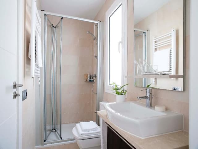 APARTMENT CAPACITY 4 ONE BEDROOM