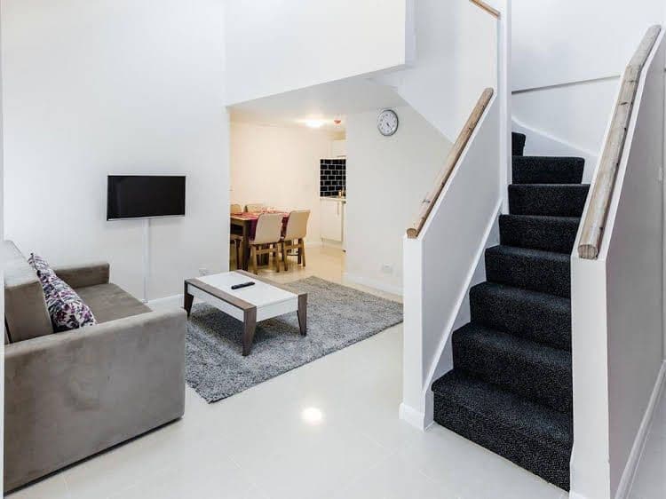 Aldgate Commercial House Apartments Aldgate Commercial House Apartments