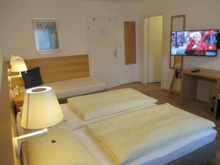Hotel Weinhaus Selmigkeit0