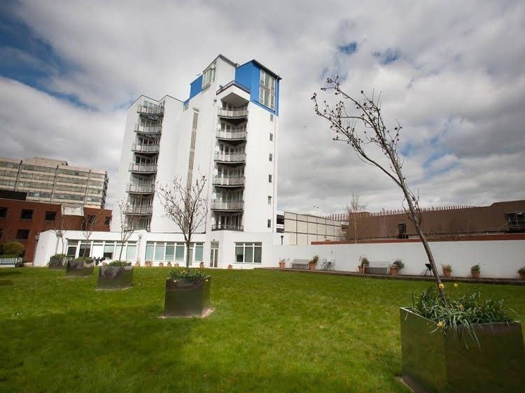 Hamilton Grace Apartments - Plaza0